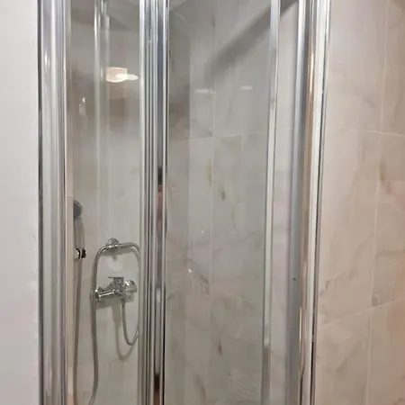 Vibrant 2br In Koukaki * Athens
