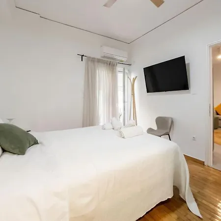 Vibrant 2br In Koukaki * Athens