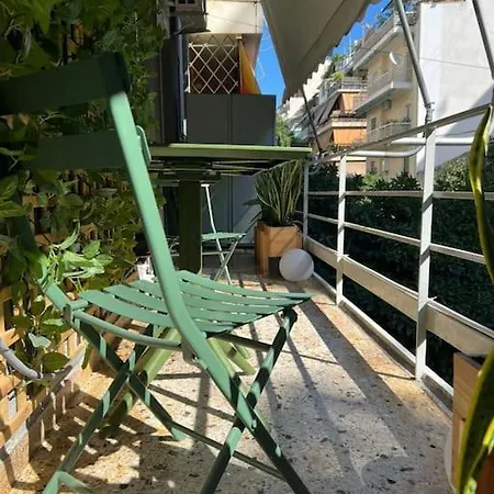 Apartment Vibrant 2br In Koukaki Athens