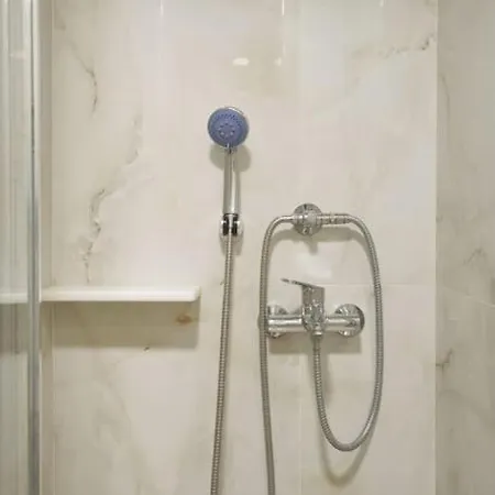 Vibrant 2br In Koukaki * Athens