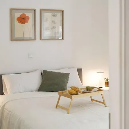 Vibrant 2br In Koukaki * Athens